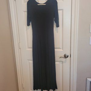 long black knit maxi dress